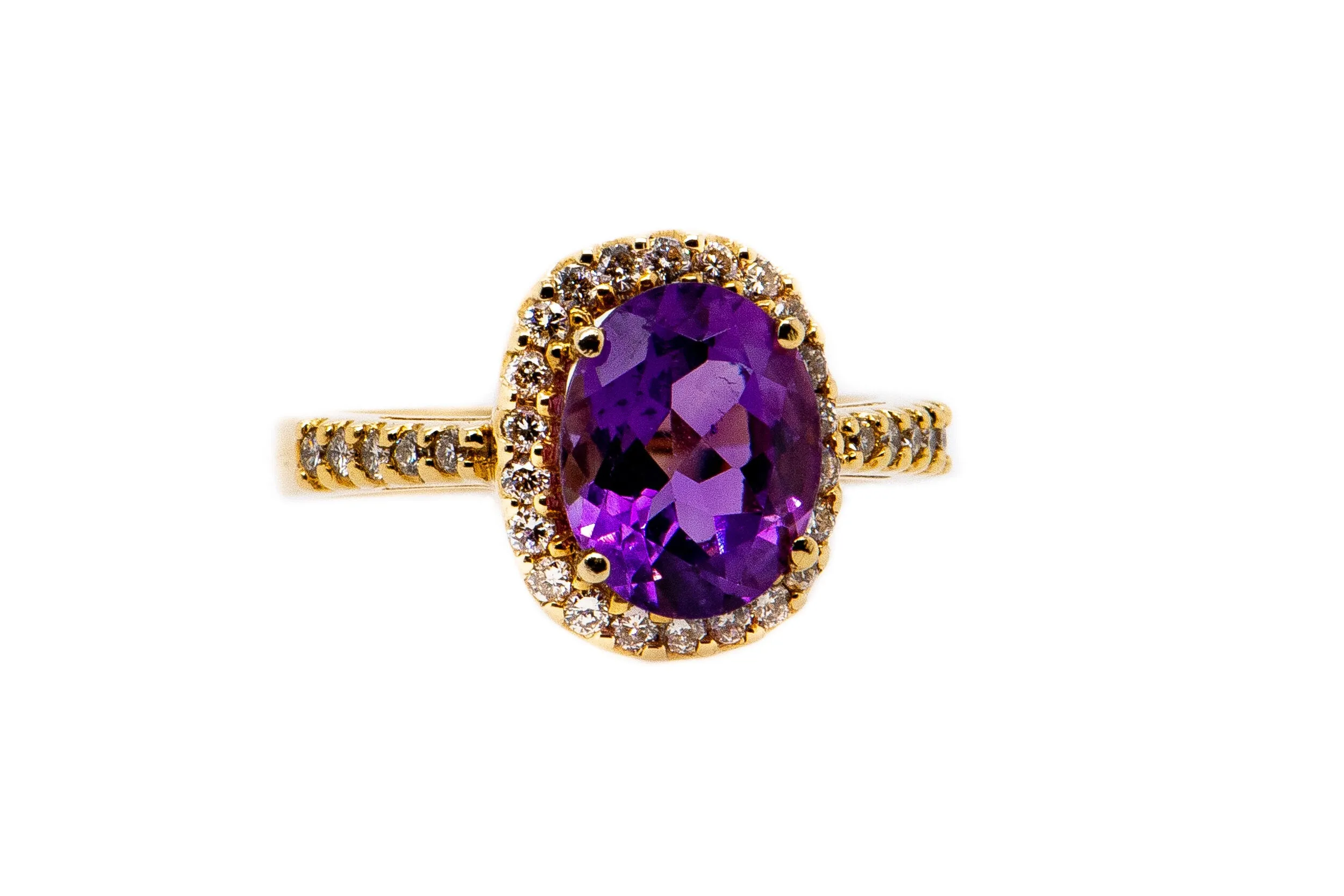 14kt Yellow Gold Oval Amethyst and Diamond Ring