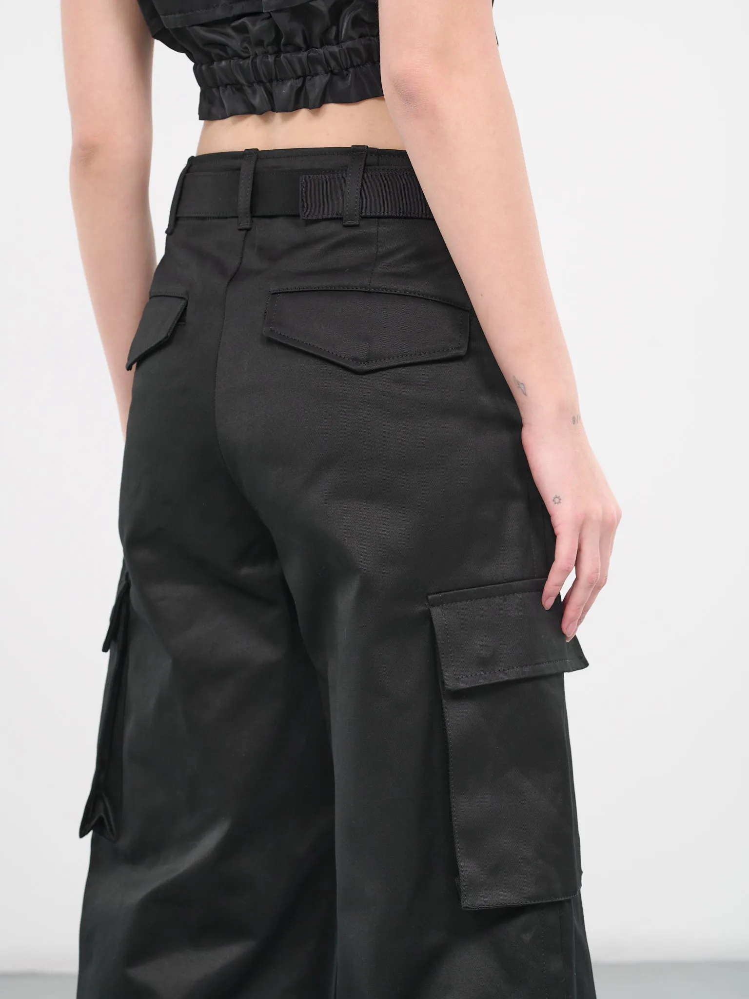 Belted Cargo Pants (24-07078-001-BLACK)