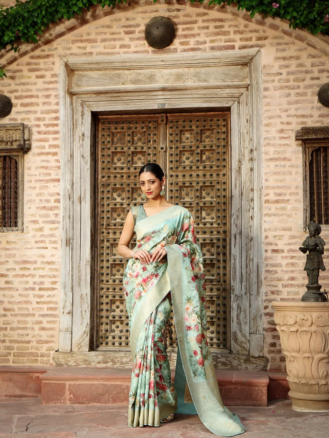 Digital Floral Printed Handloom Saree