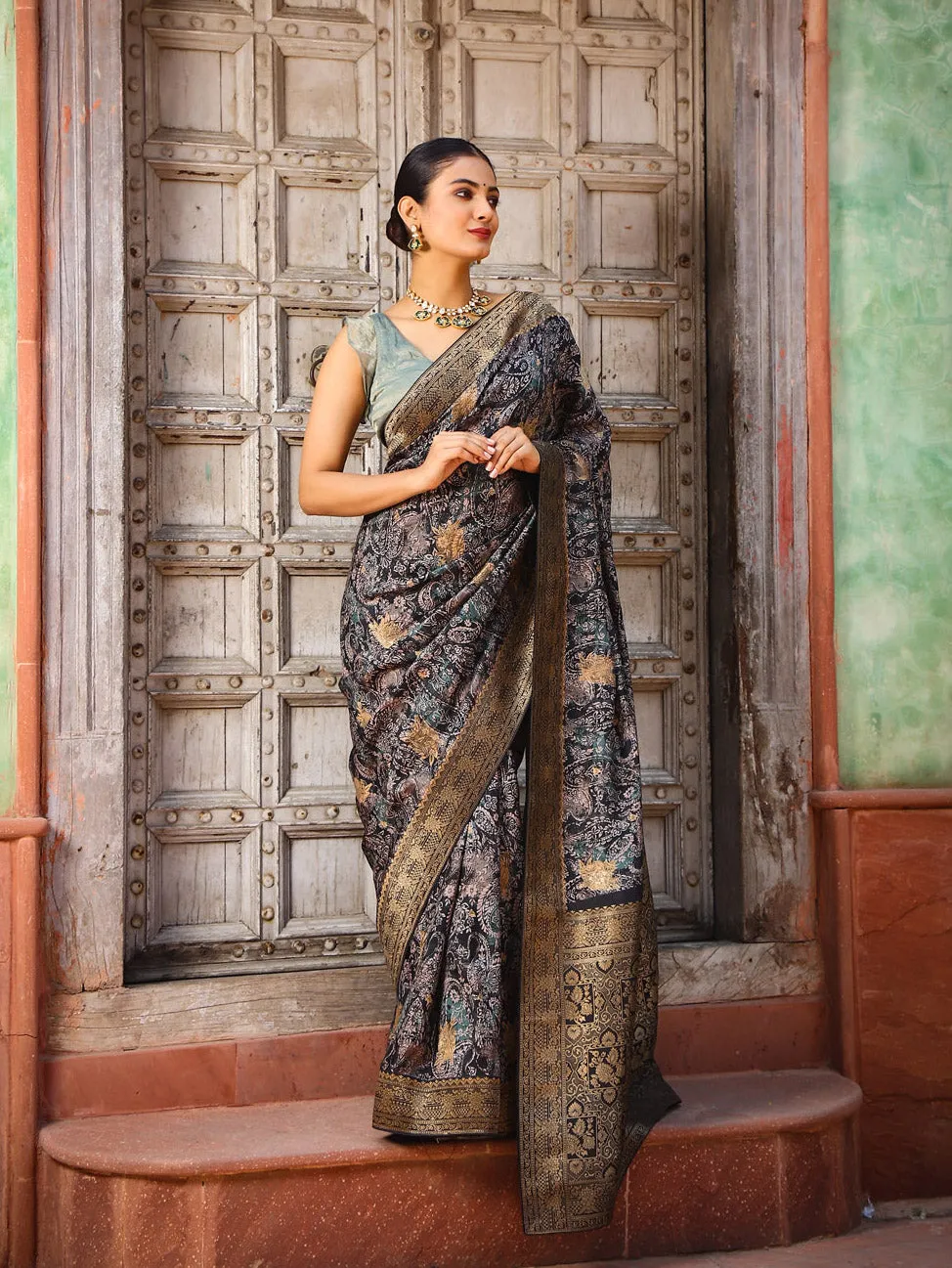 Digital Paisley Printed Handloom Saree