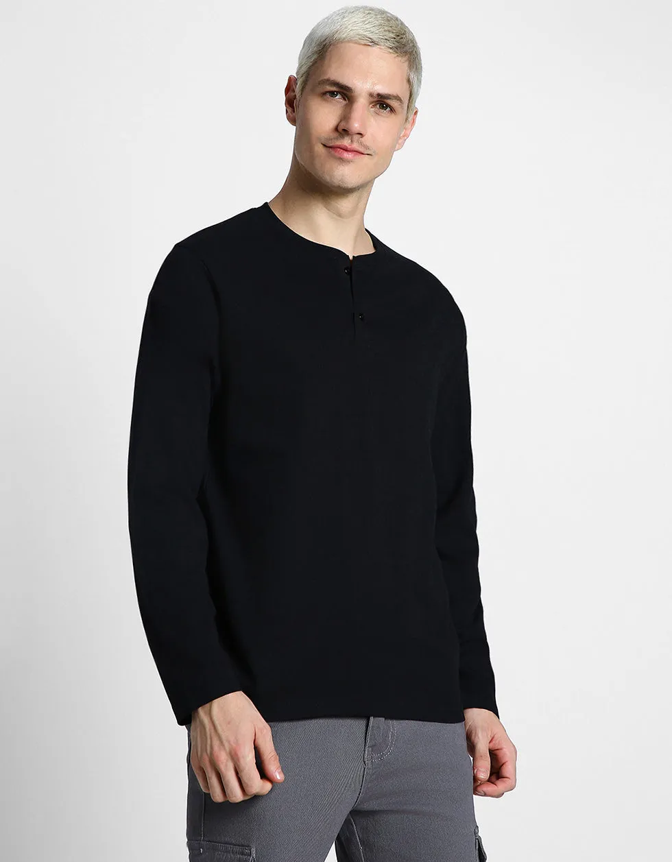 Henley Black Solid Tshirt